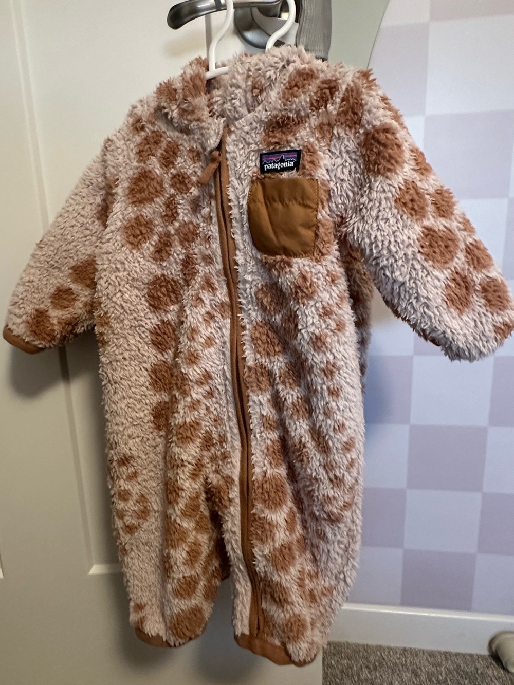 Patagonia Baby bunting size 3-6 months.